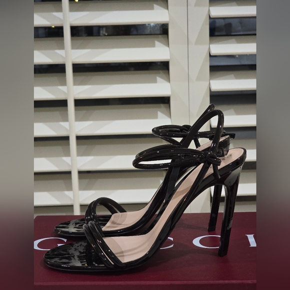 *NEW* Gucci Patent Leather Sandal Heels - Picture 8 of 14